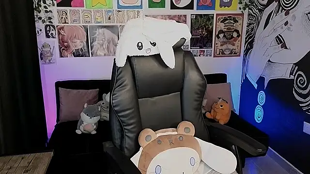 Snapshot of Yuhwan_ chatting on September 8, 2025, 11:15 pm Yuhwan online show from September 8, 2025, 11:15 pm