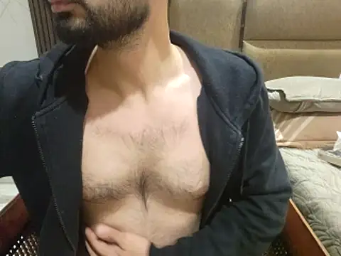 mlove902 online show from February 15, 2026, 6:04 pm