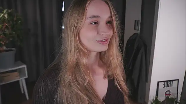 Snapshot of lisa_schiele chatting on October 24, 2025, 8:27 pm lisa schiele online show from October 24, 2025, 8:27 pm