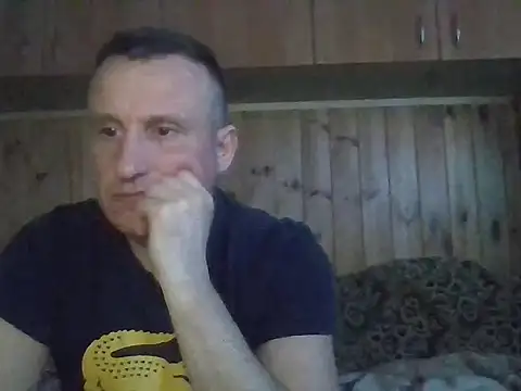 Snapshot of Maksymilian1 chatting on March 18, 2026, 5:27 pm Maksymilian1 online show from March 18, 2026, 5:27 pm