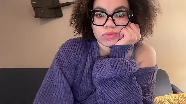 Snapshot of zahrabliss chatting on December 18, 2025, 7:20 pm zahrabliss online show from December 18, 2025, 7:20 pm