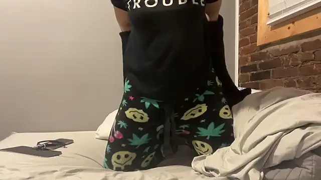 Snapshot of zahrabliss chatting on January 10, 2026, 4:36 am zahrabliss online show from January 10, 2026, 4:36 am