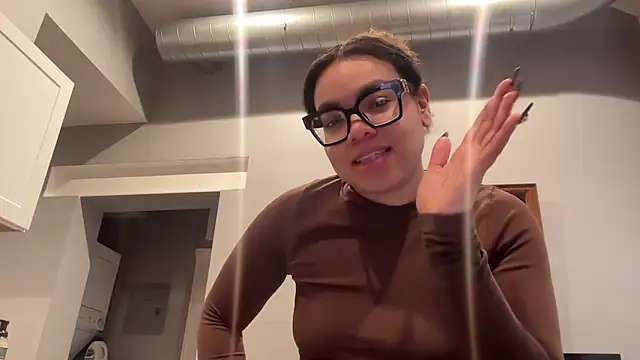 Snapshot of zahrabliss chatting on January 10, 2026, 8:54 pm zahrabliss online show from January 10, 2026, 8:54 pm