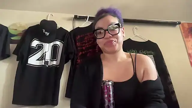 Snapshot of zahrabliss chatting on February 9, 2026, 8:13 pm zahrabliss online show from February 9, 2026, 8:13 pm