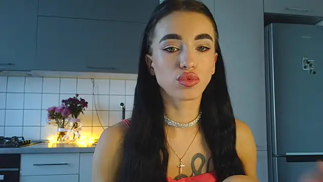 Snapshot of EvaMelnik chatting on September 9, 2025, 1:32 pm EvaMelnik online show from September 9, 2025, 1:32 pm