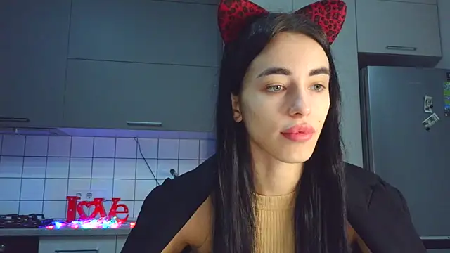 Snapshot of EvaMelnik chatting on November 2, 2025, 4:53 pm EvaMelnik online show from November 2, 2025, 4:53 pm