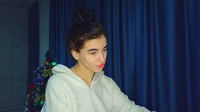 EvaMelnik online show from November 26, 2025, 11:06 pm