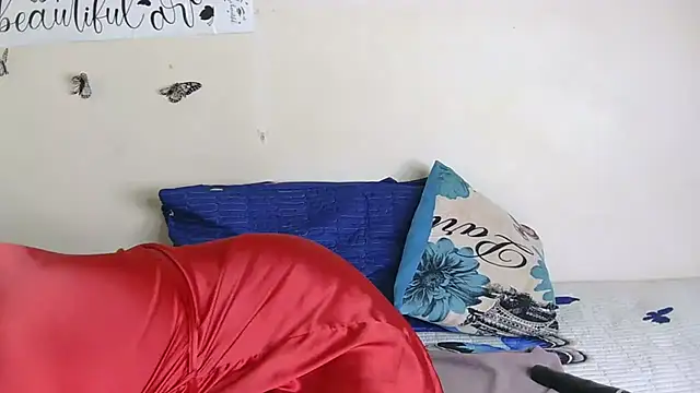 Snapshot of Young_Slut21 chatting on January 13, 2026, 5:29 pm Young Slut21 online show from January 13, 2026, 5:29 pm