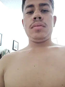 Snapshot of ModelledTread chatting on February 13, 2026, 3:57 am ModelledTread online show from February 13, 2026, 3:57 am