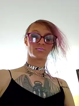 Kaotikkisses online show from November 3, 2025, 1:56 pm