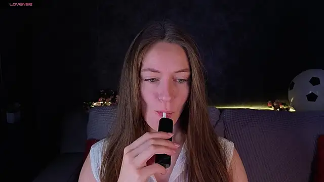 Agnes Wells online show from June 20, 2026, 1:09 am