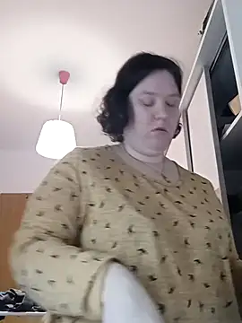 Snapshot of Feuchtekitty92@xh chatting on November 4, 2025, 8:57 am Feuchtekitty92xh online show from November 4, 2025, 8:57 am