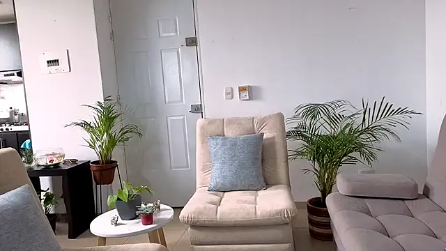 Snapshot of Penelophe01 chatting on February 13, 2026, 7:21 pm Penelophe01 online show from February 13, 2026, 7:21 pm