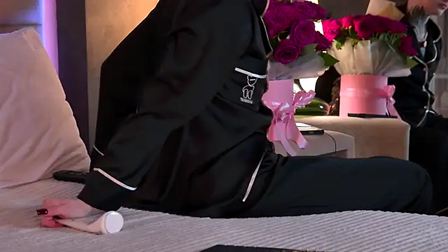 AriWild online show from November 26, 2025, 4:35 am