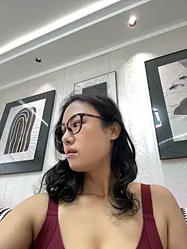 wen521 online show from October 23, 2025, 3:17 am