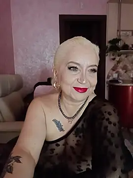 Snapshot of SquirtMilf00 chatting on September 25, 2025, 1:31 am SquirtMilf00 online show from September 25, 2025, 1:31 am