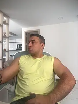 DoctorArabe3 online show from November 18, 2025, 3:27 pm