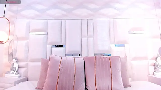 Snapshot of Im_Molly_Angel chatting on September 8, 2025, 9:14 pm Im Molly Angel online show from September 8, 2025, 9:14 pm