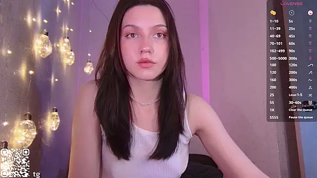 KendalHottt online show from November 19, 2025, 3:39 am