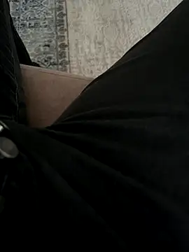 Snapshot of KAZANOVAA chatting on November 15, 2025, 4:43 am KAZANOVAA online show from November 15, 2025, 4:43 am