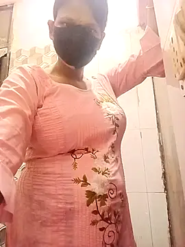 Snapshot of varnika chatting on September 9, 2025, 8:03 am varnika online show from September 9, 2025, 8:03 am