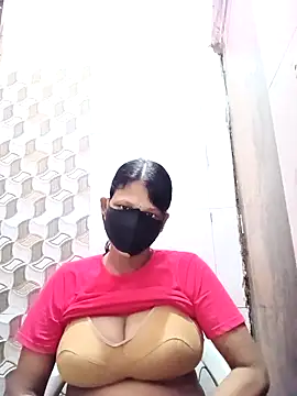 Snapshot of varnika chatting on September 16, 2025, 10:27 am varnika online show from September 16, 2025, 10:27 am