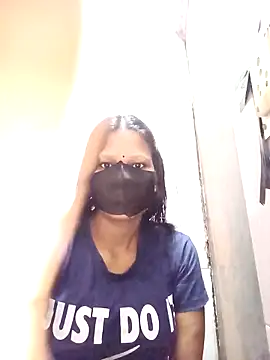 Snapshot of varnika chatting on October 8, 2025, 8:45 am varnika online show from October 8, 2025, 8:45 am