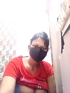 Snapshot of varnika chatting on October 26, 2025, 9:21 pm varnika online show from October 26, 2025, 9:21 pm