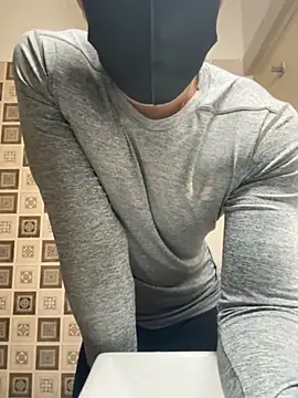 Snapshot of Atngt_69 chatting on November 18, 2025, 4:11 pm Atngt 69 online show from November 18, 2025, 4:11 pm