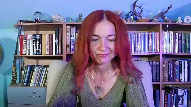 Snapshot of Foxilady357 chatting on May 13, 2026, 1:19 pm Foxilady357 online show from May 13, 2026, 1:19 pm