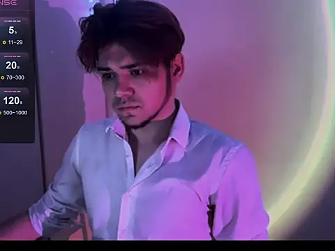 1RobertTT online show from September 8, 2025, 8:52 pm