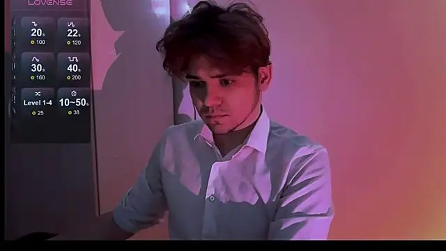 1RobertTT online show from September 12, 2025, 8:31 pm