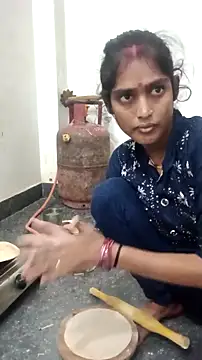 Snapshot of Guriya0076 chatting on October 29, 2025, 12:29 pm Guriya0076 online show from October 29, 2025, 12:29 pm