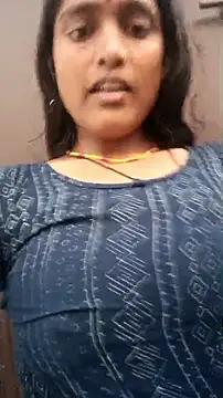 Snapshot of Guriya0076 chatting on December 2, 2025, 11:26 am Guriya0076 online show from December 2, 2025, 11:26 am