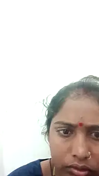 Snapshot of Guriya0076 chatting on May 17, 2026, 12:41 am Guriya0076 online show from May 17, 2026, 12:41 am