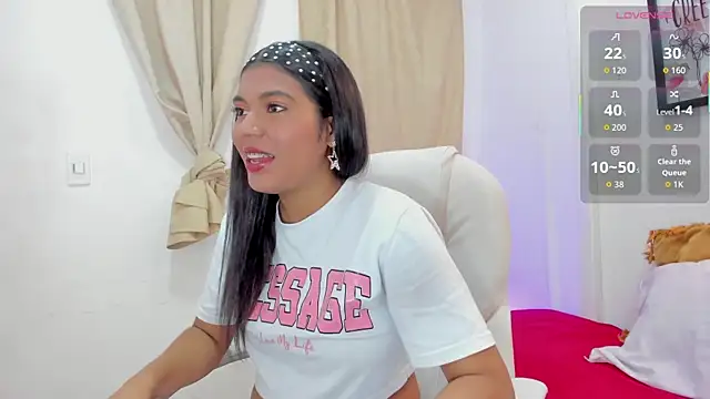 andrea sanchezz online show from November 20, 2025, 7:13 pm