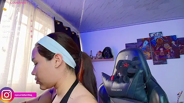 Snapshot of Nicorobinn chatting on March 22, 2026, 9:18 pm Nicorobinn online show from March 22, 2026, 9:18 pm