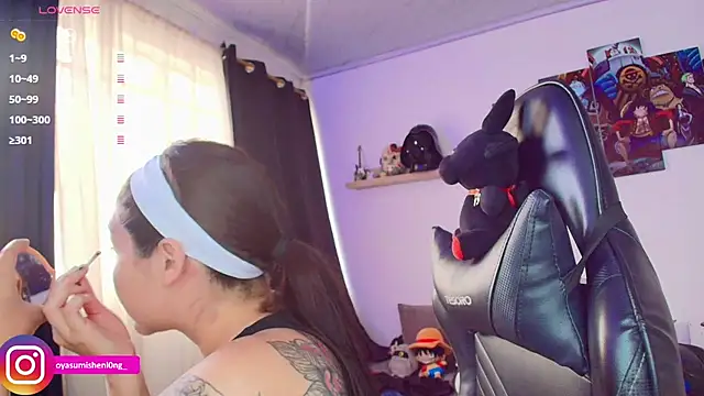 Snapshot of Nicorobinn chatting on April 5, 2026, 9:01 pm Nicorobinn online show from April 5, 2026, 9:01 pm