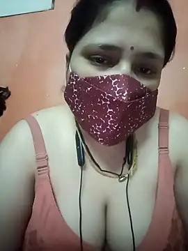 Snapshot of Kaja1919 chatting on October 29, 2025, 10:11 pm Kaja1919 online show from October 29, 2025, 10:11 pm