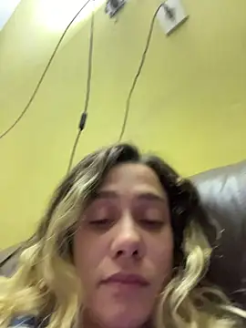 Snapshot of blond-96 chatting on November 16, 2025, 8:03 pm blond-96 online show from November 16, 2025, 8:03 pm