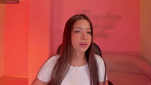 SophieHouston  online show from July 12, 2026, 3:52 am