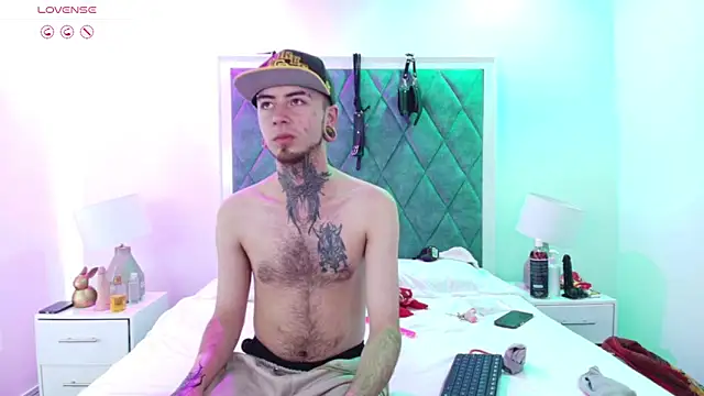 Asha zuri and adam online show from February 24, 2026, 12:36 pm