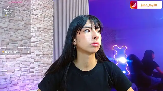 juno tay online show from October 27, 2025, 11:47 am