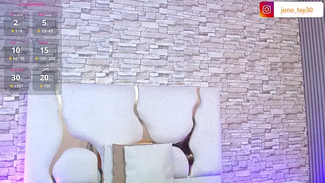 juno tay online show from November 5, 2025, 11:54 am