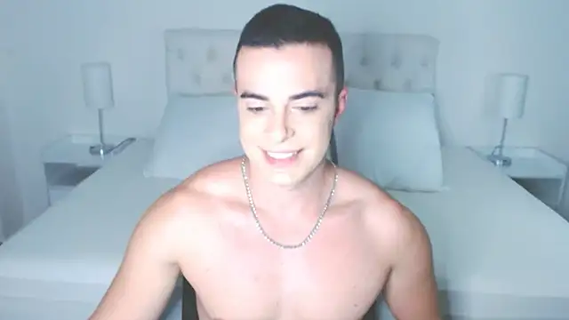 Snapshot of mr_hunterx chatting on October 21, 2025, 12:22 am mr hunterx online show from October 21, 2025, 12:22 am