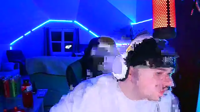 Snapshot of Bigboyballen chatting on March 4, 2026, 3:01 am Bigboyballen online show from March 4, 2026, 3:01 am