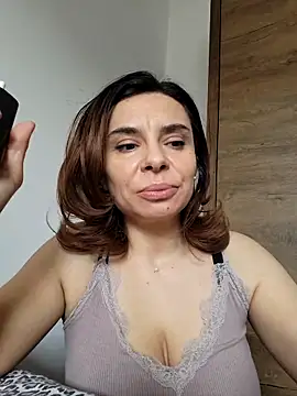 Snapshot of Victoria_Vergara chatting on March 5, 2026, 11:50 am Victoria Vergara online show from March 5, 2026, 11:50 am