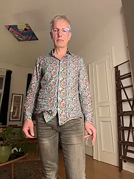 SexyLeon8 online show from November 14, 2025, 10:29 pm