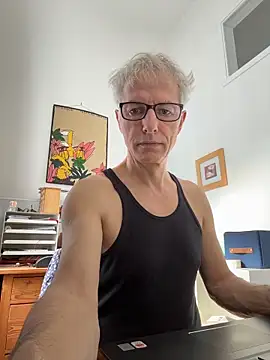 SexyLeon8 online show from March 17, 2026, 11:35 am