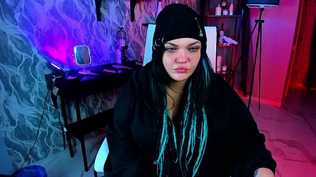 MaryHarrys online show from November 26, 2025, 6:03 am